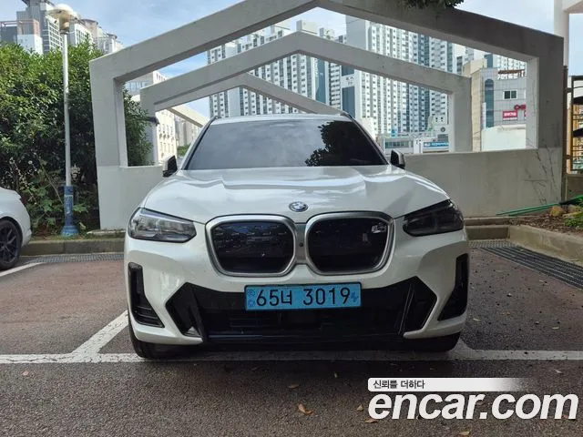 Фотография автомобиля — BMW iX3 G08 (2020–2024)