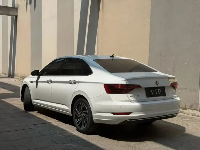 Volkswagen Sagitar — Фото автомобиля 9