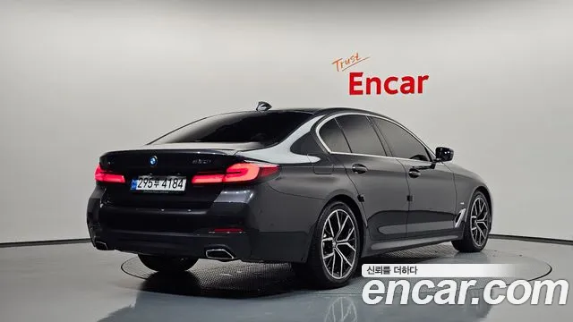 BMW 5 Series G30 — Фото автомобиля 2