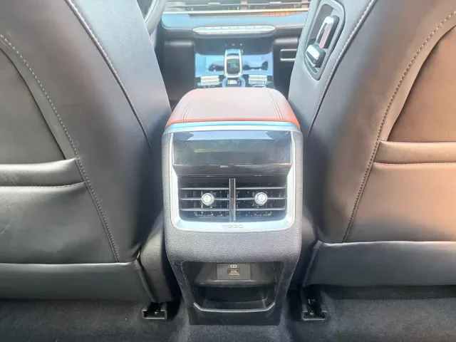 Chery Tiggo 8 PLUS — Фото автомобиля 25