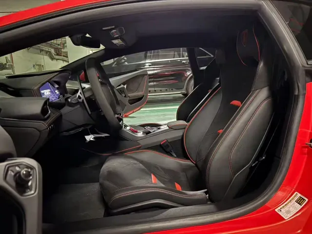 Lamborghini Huracan — Фото автомобиля 10