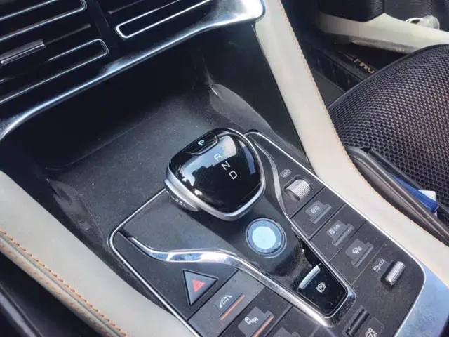 BYD Song PLUS — Фото автомобиля 16