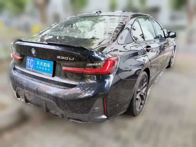 BMW 3 Series — Фото автомобиля 2