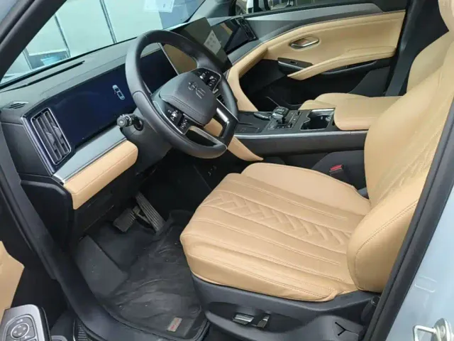 BYD Song L DM-i — Фото автомобиля 14