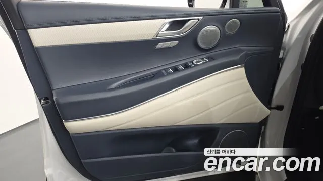 Genesis GV80 — Фото автомобиля 13