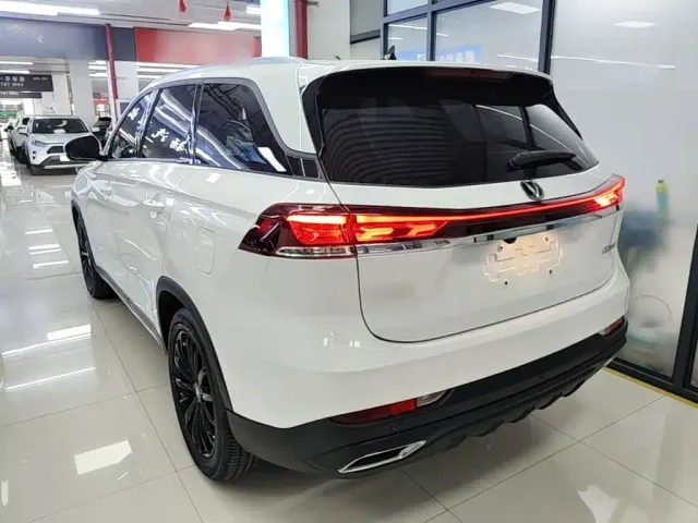 Changan Changan CS75 2025 PRO 1.5T Premium 7-Seater — Фото автомобиля 4