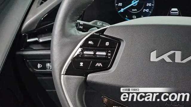 Kia Niro New — Фото автомобиля 28