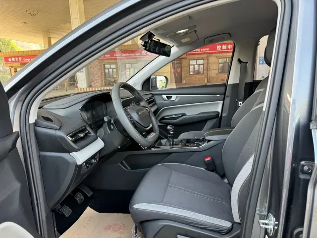 Wuling Victory — Фото автомобиля 3