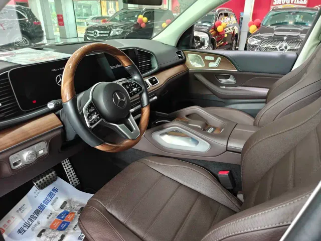 Mercedes-Benz GLS-Class — Фото автомобиля 13