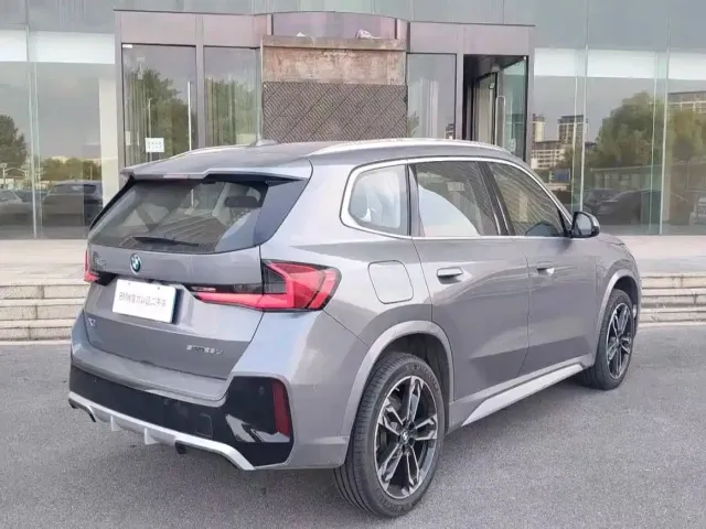 BMW BMW X1 2024 sDrive25Li M Sport Package — Фото автомобиля 5