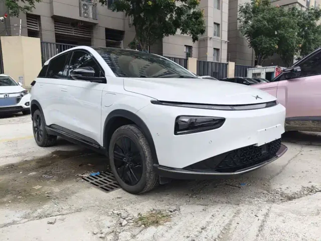 Xpeng G3 — Фото автомобиля 3