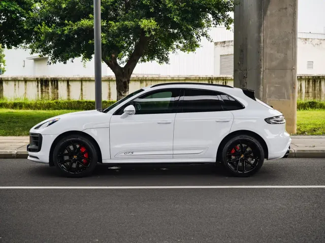 Porsche Macan — Фото автомобиля 2