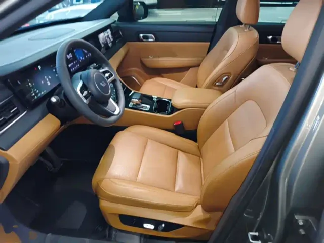 Li Auto ONE — Фото автомобиля 14