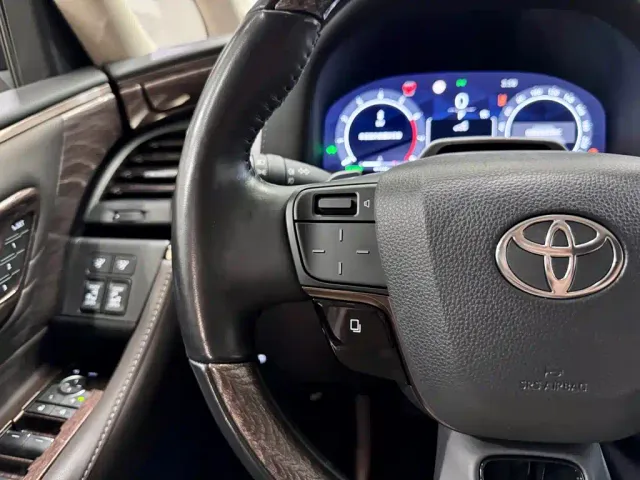 Toyota Alphard — Фото автомобиля 19