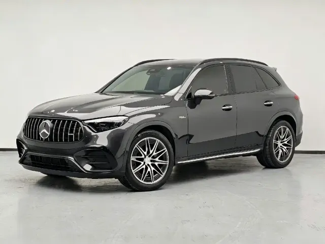 Фотография автомобиля — Mercedes-Benz GLC-Class AMG