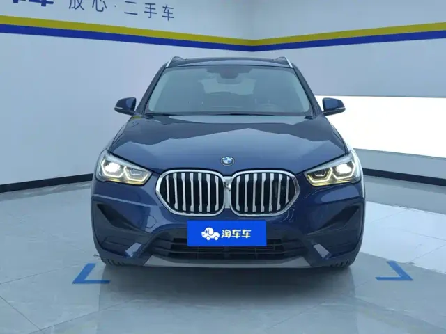 BMW X1 — Фото автомобиля 2