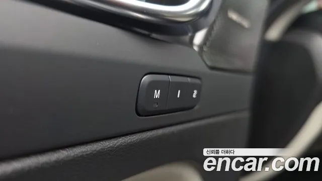 Вольво XC40 B4 Ultra Bright — Фото автомобиля 20