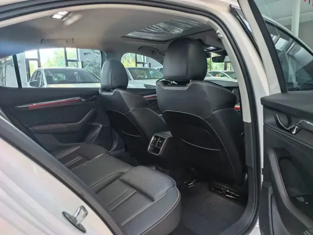 Skoda Octavia — Фото автомобиля 12