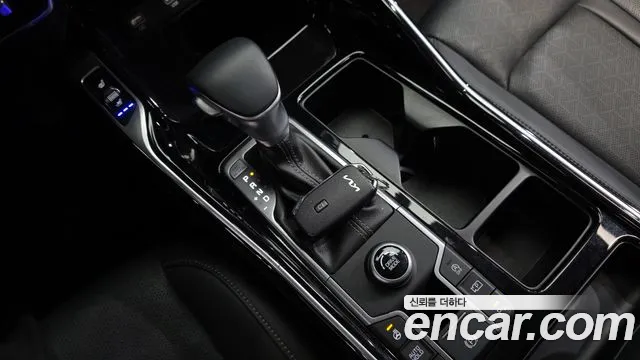 Kia Sorento Sorento 4-е поколение Бензин 2.5T 2WD — Фото автомобиля 9