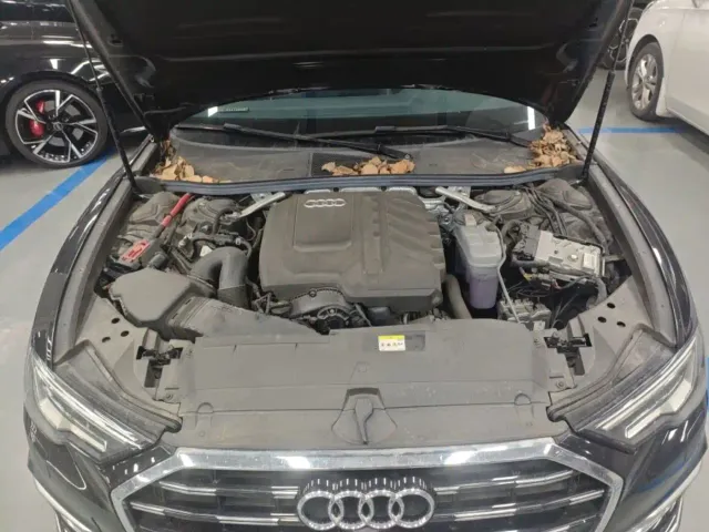 Audi A6L — Фото автомобиля 8