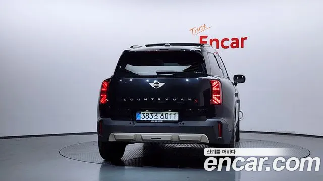 Mini Countryman — Фото автомобиля 4