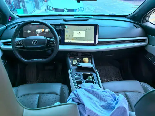 Changan UNI-T — Фото автомобиля 8