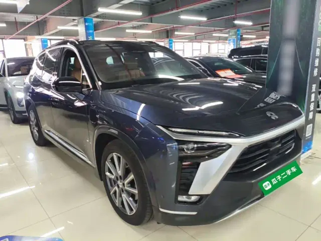 Nio ES8 — Фото автомобиля 3
