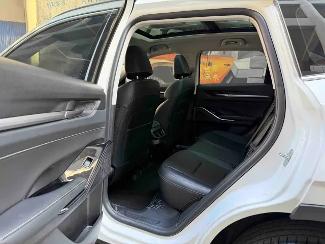 Haval H6 — Фото автомобиля 8