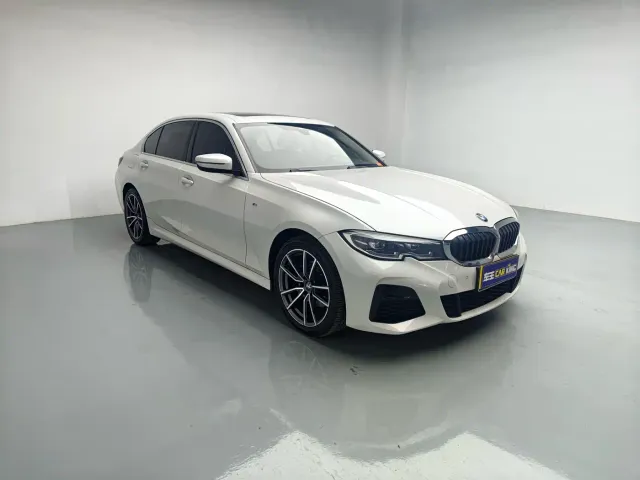 BMW 3 Series — Фото автомобиля 3