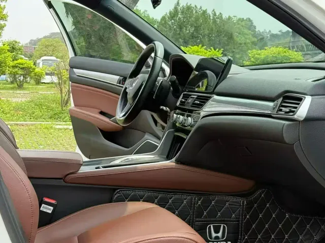 Honda Inspire — Фото автомобиля 5