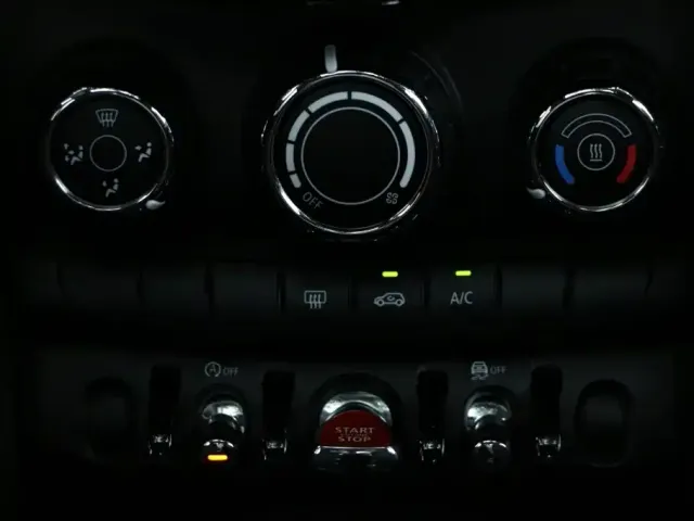 MINI Hatch — Фото автомобиля 25