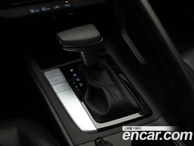 Hyundai Avante CN7 — Фото автомобиля 11