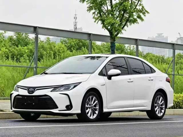 Toyota Corolla — Фото автомобиля 2