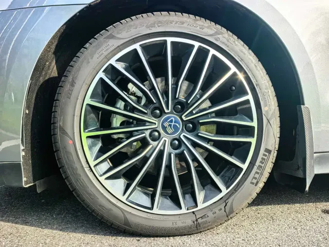 BYD Han — Фото автомобиля 21