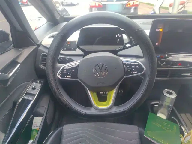 Volkswagen ID.3 — Фото автомобиля 6