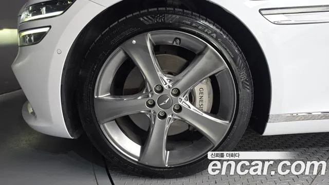Genesis G80 RG3 — Фото автомобиля 5