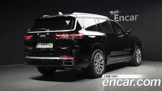 Jeep Cherokee Grand Cherokee(WL) L 3.6 Summit Reserve — Фото автомобиля 2