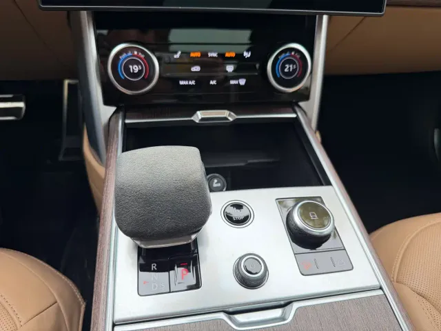 Land Rover Range Rover — Фото автомобиля 13