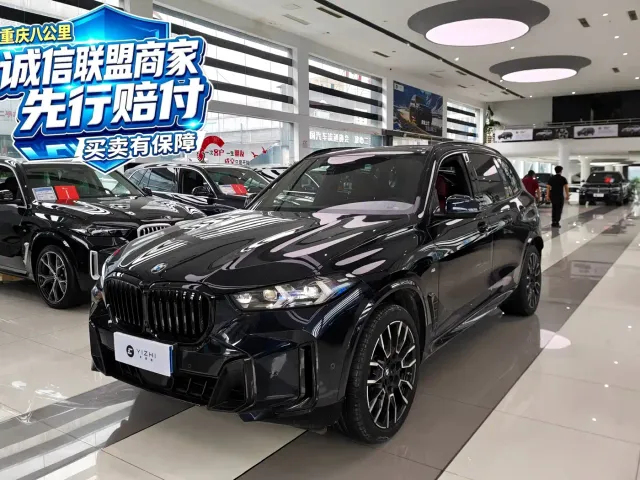 Фотография автомобиля — BMW X5