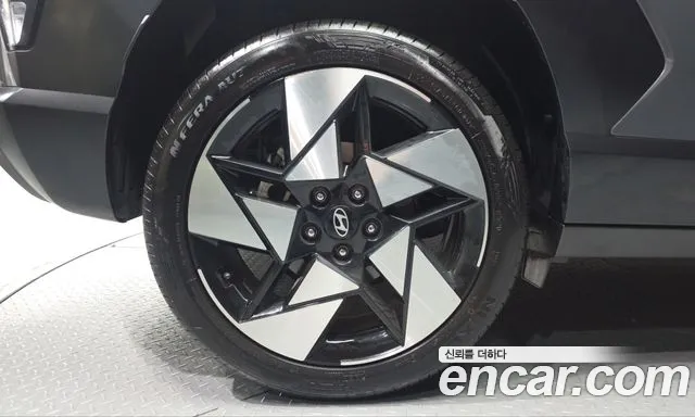 Hyundai Kona SX2 — Фото автомобиля 5