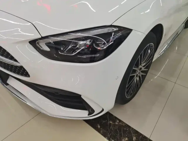 Mercedes-Benz C-Class — Фото автомобиля 23