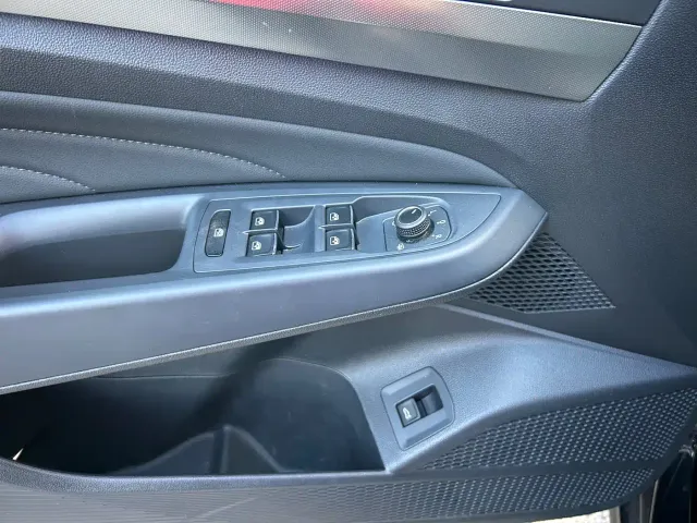 Volkswagen Passat — Фото автомобиля 20