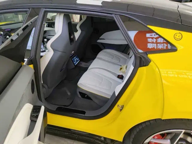 Lotus Emeya — Фото автомобиля 3