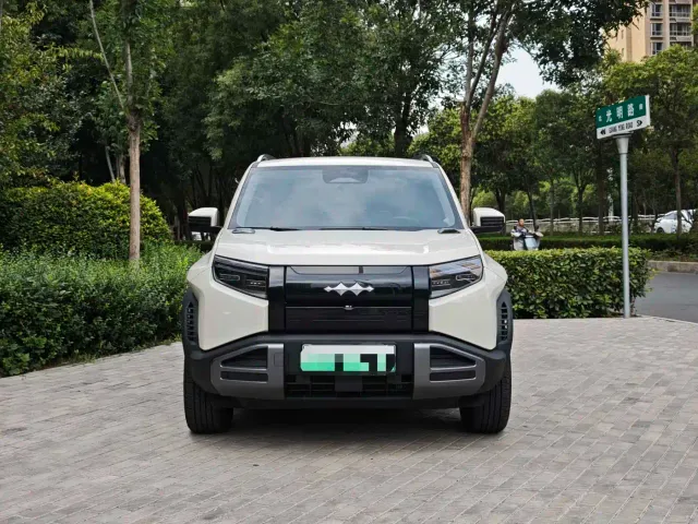 BYD FangChengBao Titanium 3 — Фото автомобиля 2