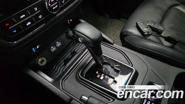 KG_Mobility_Ssangyong Rexton Новый Rexton Sport Дизель 2.2 4WD — Фото автомобиля 9