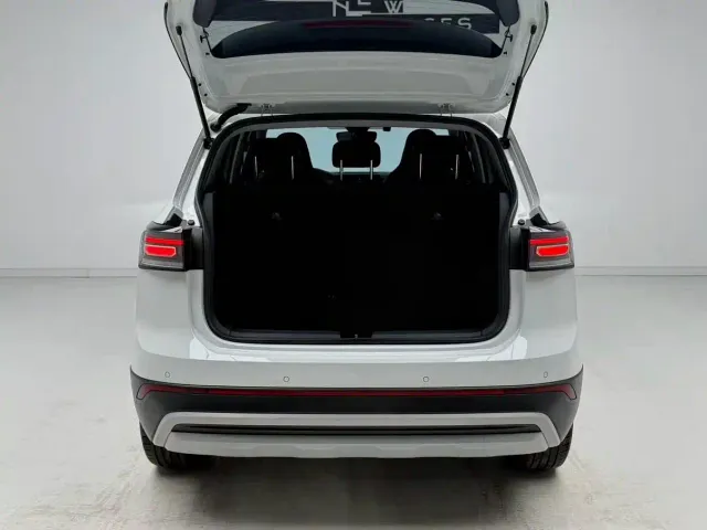 Volkswagen Tharu — Фото автомобиля 10