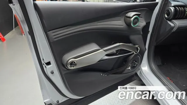 BYD Atto 3 — Фото автомобиля 24