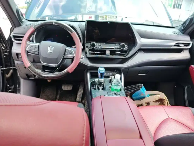 Toyota Crown Kluger — Фото автомобиля 9