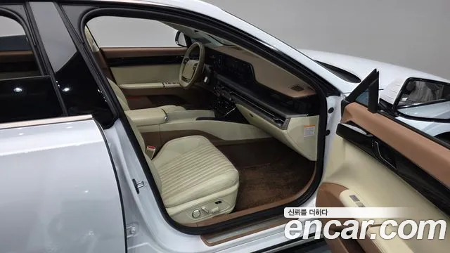 Hyundai Grandeur GN7 — Фото автомобиля 17