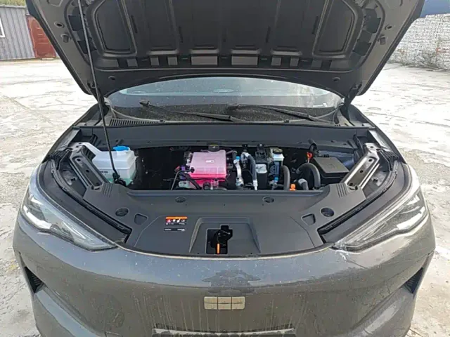 Geely Galaxy E5 — Фото автомобиля 19
